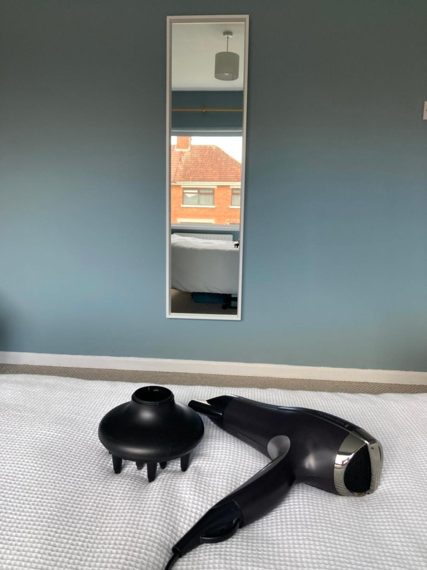 Cosy At Cumberland - Double Room With Shared Bathroom Dundonald  Buitenkant foto